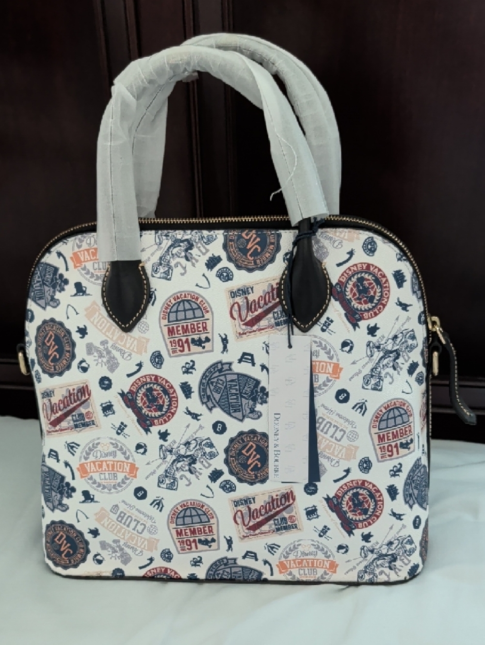 Dooney & Bourke White Navy Tan Disney Vacation Print Satchel - Picture 3 of 7